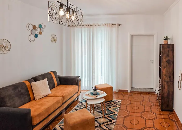 וילה Balani Široka