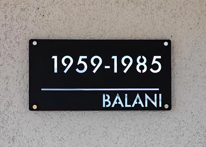 וילה Balani Široka